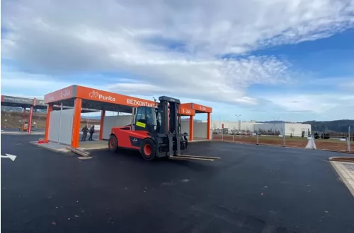 Instalace betonových panelů - mobilní myčka Tesco Trutnov - 999